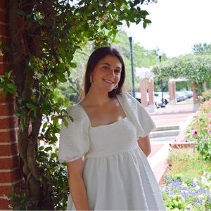 Meet your Posher, Caroline